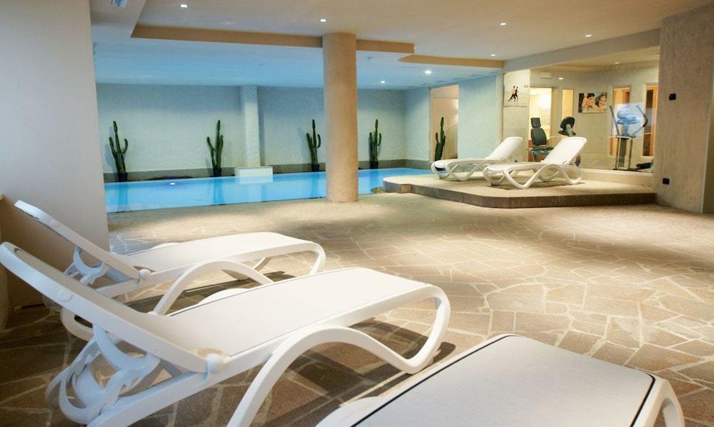 מואנה Adler Aparthotel מראה חיצוני תמונה